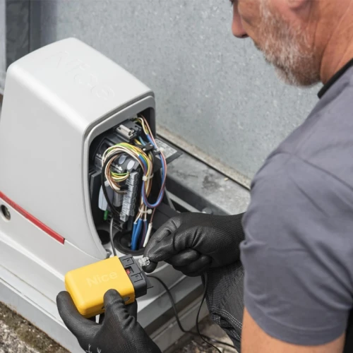 Programator PRO-VIEW Nice 1.webp