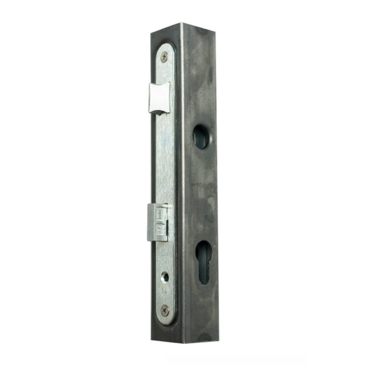 Kaseta zamka z profilu 40×40 z zamkiem ZW22 90 GAP 40×40 + ZW 22 90.jpg